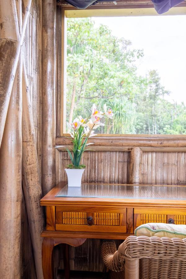 Villa Kalani Oceanside Retreat à Pahoa Extérieur photo